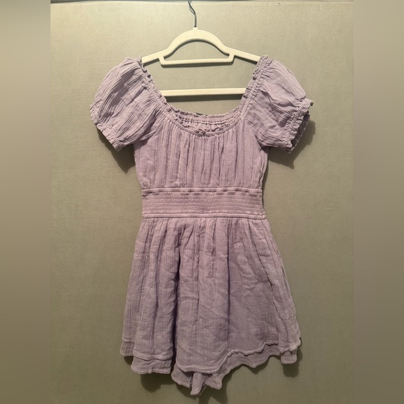 NWT Hollister Lilac Purple Romper Size Medium - Picture 3 of 5